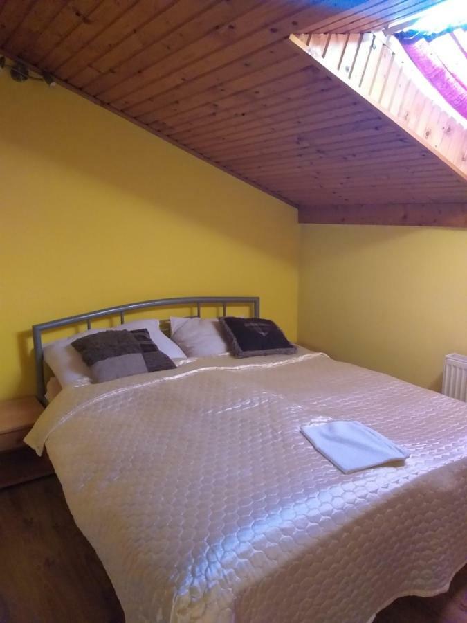 Apartman Ala Попрад Екстериор снимка